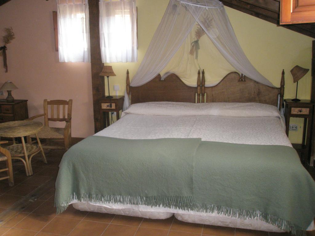 La Huerta De San Lorenzo Otel Segovia Oda fotoğraf